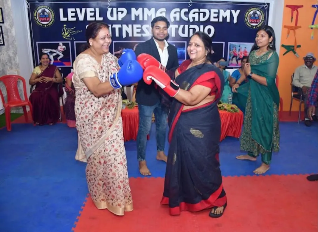 Boxing gloves at a self-defence session